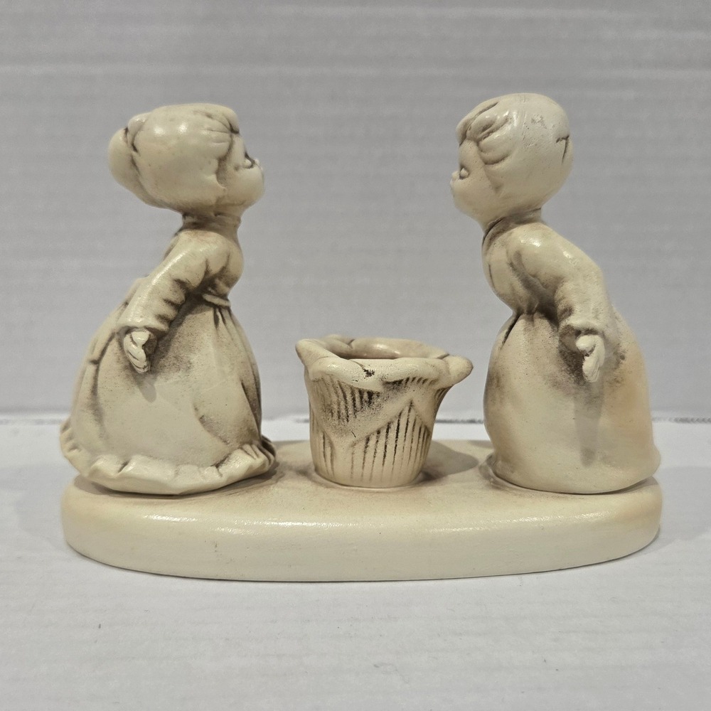 Vintage Wolin Japan Ceramic Kissing Boy and Girl Candle Holder Figurine Cream
